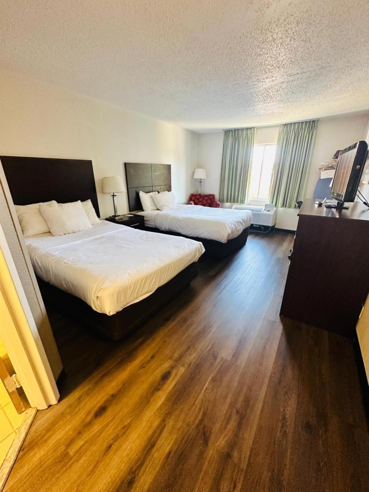 Quality Inn Newark Exteriér fotografie